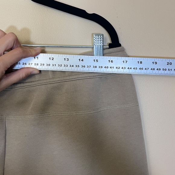 Nike Tech Fleece Jogger Pants - Men's Size XL - Khaki Tan - Picture 9 of 11